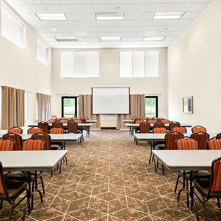 Best Western Palmyra Inn & Suites מראה חיצוני תמונה