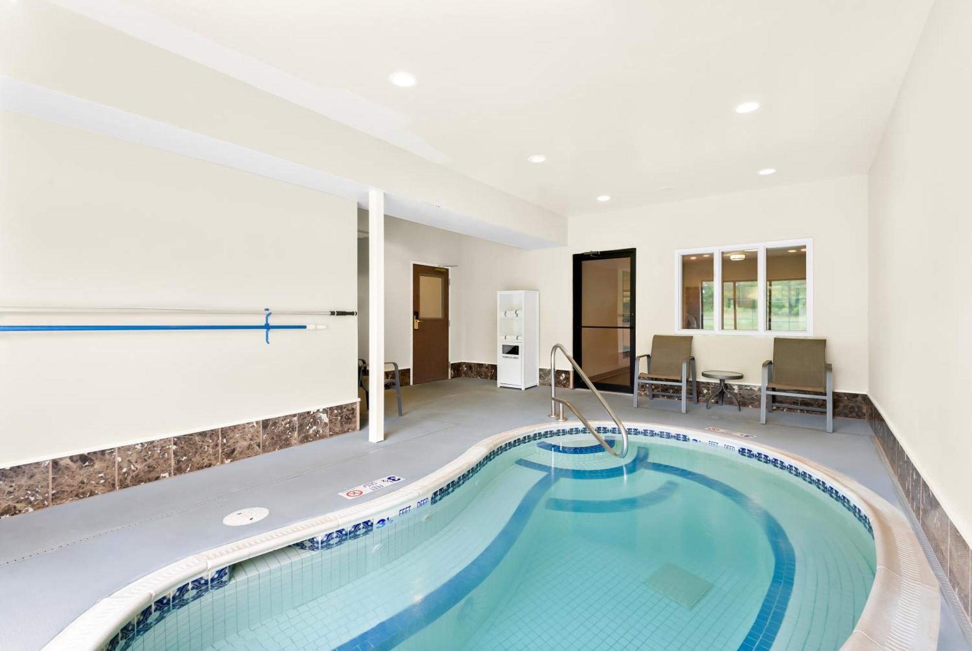 Best Western Palmyra Inn & Suites מראה חיצוני תמונה