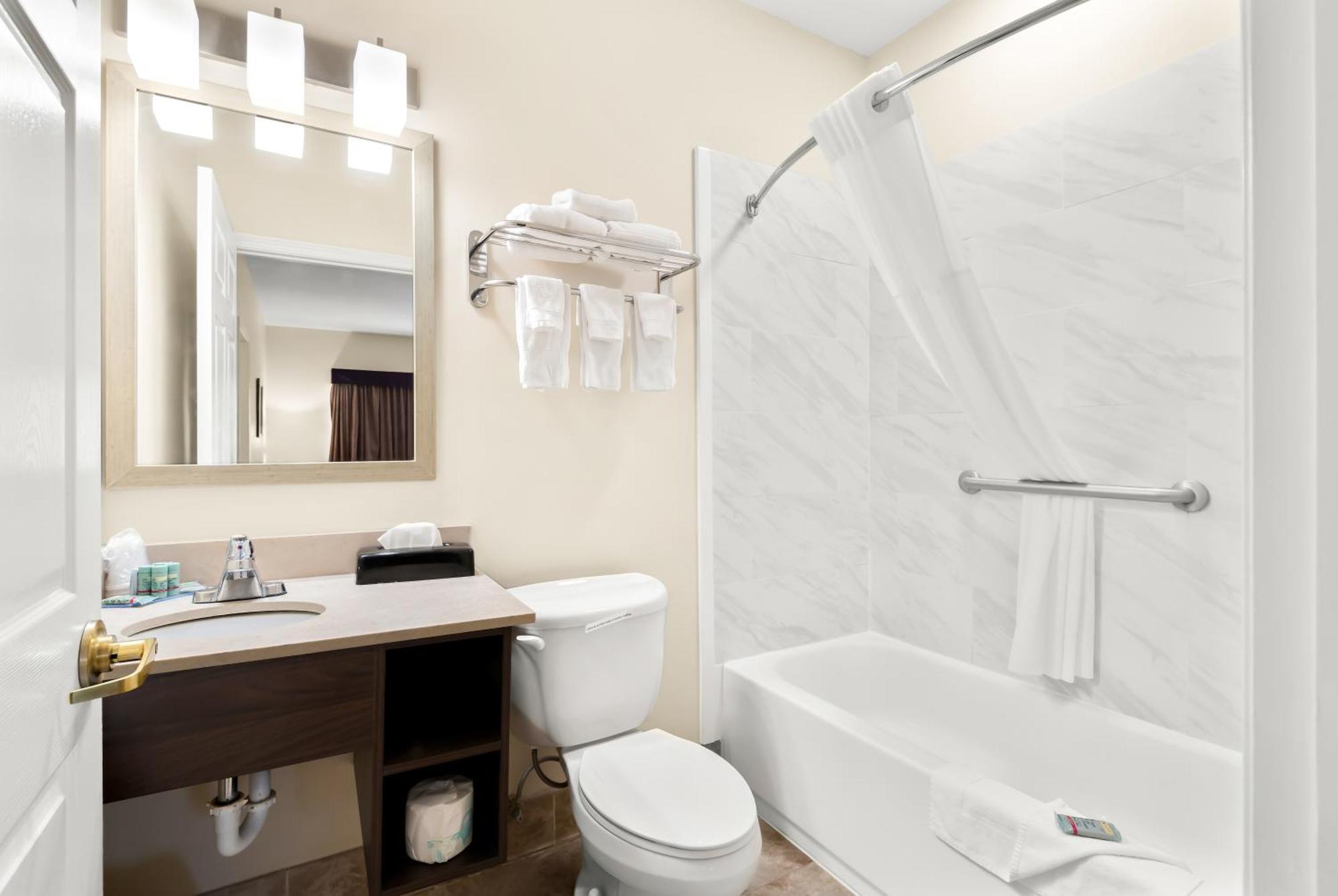 Best Western Palmyra Inn & Suites מראה חיצוני תמונה
