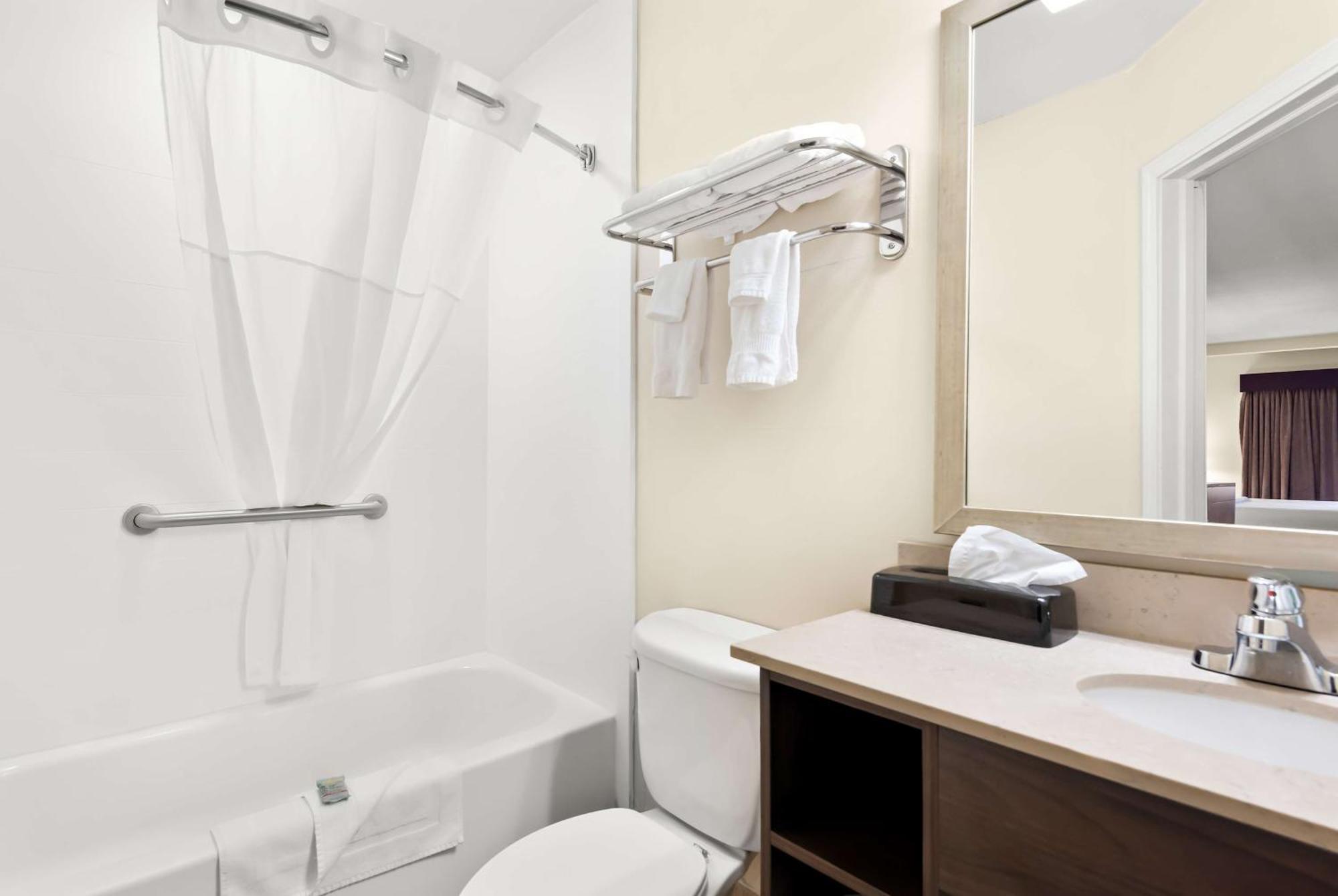 Best Western Palmyra Inn & Suites מראה חיצוני תמונה